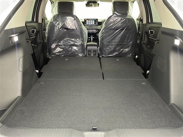 ヴェゼル e:HEV Z 登録済未使用車 純正9インチナビ付ディスプレイ バックカメラ フルセグTV ビルトインETC2.0 パワーバックドア 置くだけ充電 電動パーキングブレーキ 衝突軽減ブレーキ ブラインドスポットモニター(40枚目)