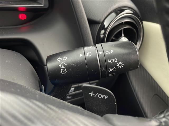 デミオ XDツーリング Lパッケージ 純正ナビ CD DVD SD USB BT フルセグTV バックカメラ ETC BSM セーフティパック クルコン スマートブレーキ 車線逸脱防止装置 パドルシフト LEDオートヘッドライトスペアキー(10枚目)