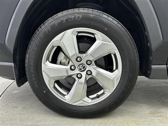 RAV4 ハイブリッドG 純正ナビ パノラマムーンルーフ トヨタセーフティセンス ブラインドスポットモニター プリクラッシュセーフティ パーキングサポートブレーキ 追従クルコン バックカメラ レザーシート シートヒーター(20枚目)