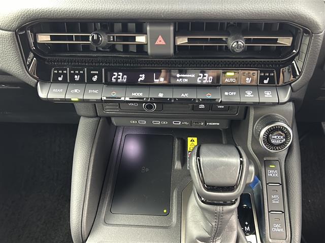 ランドクルーザー250 ZXファーストエディション 7人乗り JBLプレミアムサウンドシステム 茶色レザーシート パノラミックビューモニター 純正12.3インチディスプレイオーディオ クルーズコントロール デジタルインナーミラー 純正18インチAW(4枚目)