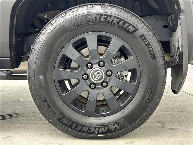 ランドクルーザー250 ZXファーストエディション 7人乗り JBLプレミアムサウンドシステム 茶色レザーシート パノラミックビューモニター 純正12.3インチディスプレイオーディオ クルーズコントロール デジタルインナーミラー 純正18インチAW(21枚目)