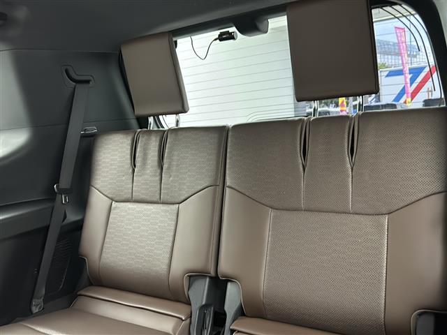 ランドクルーザー250 ZXファーストエディション 7人乗り JBLプレミアムサウンドシステム 茶色レザーシート パノラミックビューモニター 純正12.3インチディスプレイオーディオ クルーズコントロール デジタルインナーミラー 純正18インチAW(36枚目)