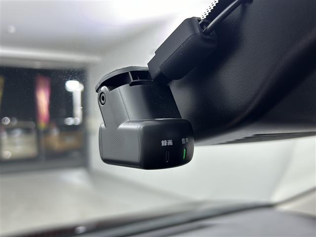 オーラ G レザーエディション NissanConnect9ナビゲーションシステム TV BT AppleCarPlay HDMI BOSEパーソナルプラスサウンドシステム 全方位カメラ デジタルインナーミラー レザーシート ETC(9枚目)