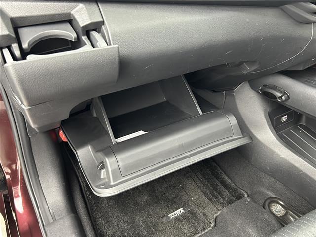 オーラ G レザーエディション NissanConnect9ナビゲーションシステム TV BT AppleCarPlay HDMI BOSEパーソナルプラスサウンドシステム 全方位カメラ デジタルインナーミラー レザーシート ETC(26枚目)