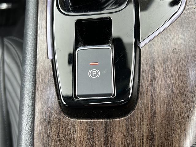 オーラ G レザーエディション NissanConnect9ナビゲーションシステム TV BT AppleCarPlay HDMI BOSEパーソナルプラスサウンドシステム 全方位カメラ デジタルインナーミラー レザーシート ETC(35枚目)