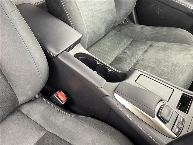 CT CT200h バージョンC 純正メーカーナビ CD DVD Bluetooth フルセグ レーダークルーズコントロール 革巻きステアリング シートヒーター プリクラッシュセーフティー レーンディパーチャーアラート ETC2.0(6枚目)