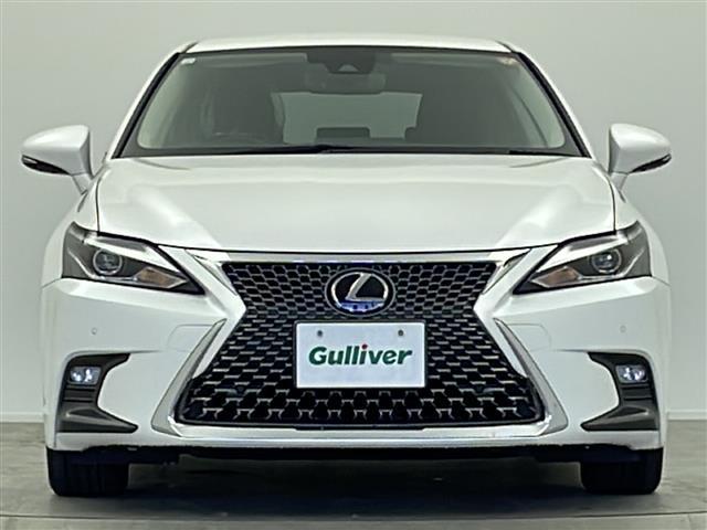 CT CT200h バージョンC 純正メーカーナビ CD DVD Bluetooth フルセグ レーダークルーズコントロール 革巻きステアリング シートヒーター プリクラッシュセーフティー レーンディパーチャーアラート ETC2.0(16枚目)