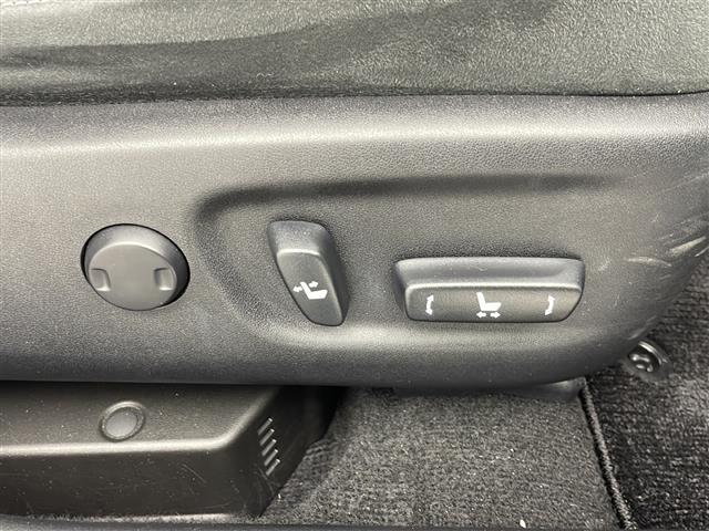 CT CT200h バージョンC 純正メーカーナビ CD DVD Bluetooth フルセグ レーダークルーズコントロール 革巻きステアリング シートヒーター プリクラッシュセーフティー レーンディパーチャーアラート ETC2.0(39枚目)