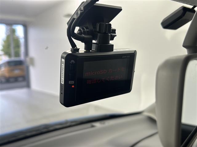 アルトワークス ベースグレード 社外ディスプレイオーディオ(PVH-9300DVSZS) CD DVD ブルートゥース AUX 前席RECAROシート ADVANRacing15インチAW ETC 前後ドライブレコーダー(4枚目)