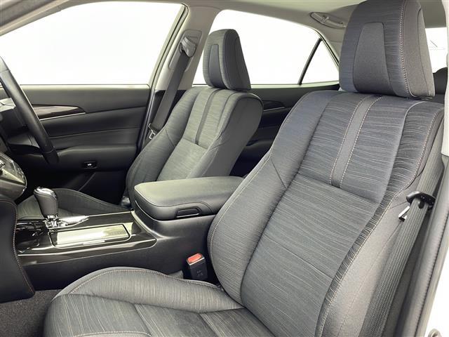 クラウンハイブリッド アスリートS 純正8インチHDDナビ サンルーフ ETC バックカメラ 衝突被害軽減システム クルーズコントロール追従無し アイドリングストップ オートライト 純正17インチAW 純正フロアマット パワーシート(13枚目)