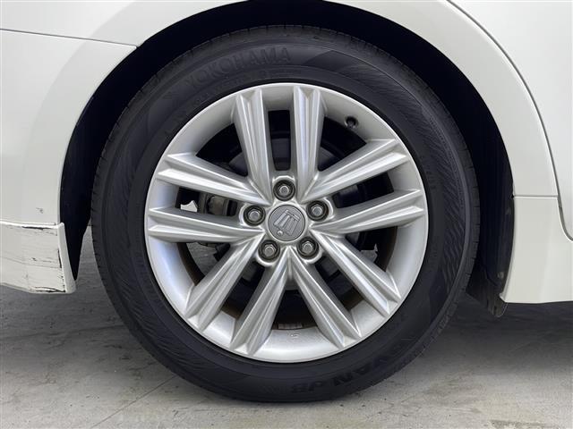 クラウンハイブリッド アスリートS 純正8インチHDDナビ サンルーフ ETC バックカメラ 衝突被害軽減システム クルーズコントロール追従無し アイドリングストップ オートライト 純正17インチAW 純正フロアマット パワーシート(21枚目)