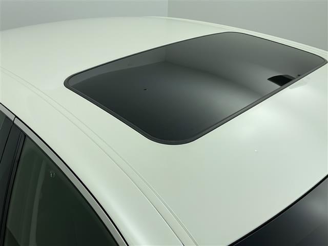 クラウンハイブリッド アスリートS 純正8インチHDDナビ サンルーフ ETC バックカメラ 衝突被害軽減システム クルーズコントロール追従無し アイドリングストップ オートライト 純正17インチAW 純正フロアマット パワーシート(28枚目)