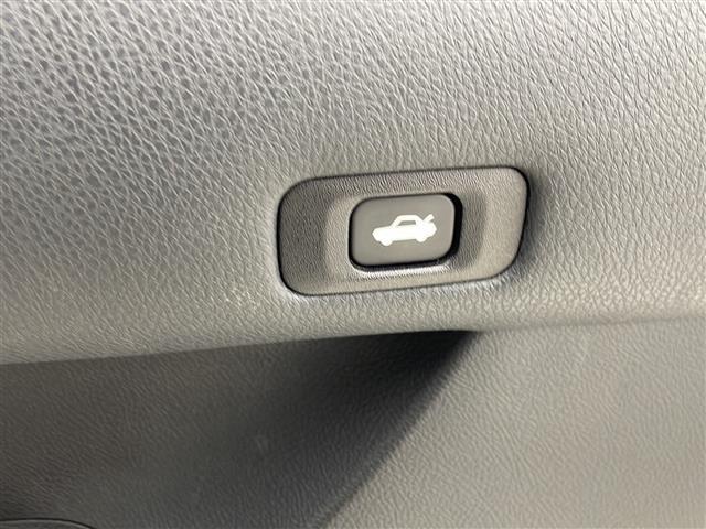 クラウンハイブリッド アスリートS 純正8インチHDDナビ サンルーフ ETC バックカメラ 衝突被害軽減システム クルーズコントロール追従無し アイドリングストップ オートライト 純正17インチAW 純正フロアマット パワーシート(34枚目)