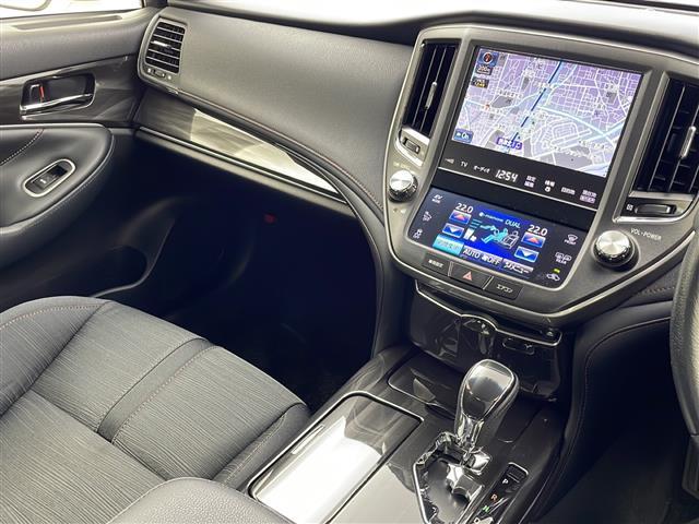 クラウンハイブリッド アスリートS 純正8インチHDDナビ サンルーフ ETC バックカメラ 衝突被害軽減システム クルーズコントロール追従無し アイドリングストップ オートライト 純正17インチAW 純正フロアマット パワーシート(35枚目)