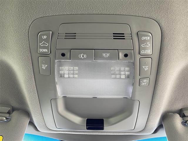 クラウンハイブリッド アスリートS 純正8インチHDDナビ サンルーフ ETC バックカメラ 衝突被害軽減システム クルーズコントロール追従無し アイドリングストップ オートライト 純正17インチAW 純正フロアマット パワーシート(40枚目)