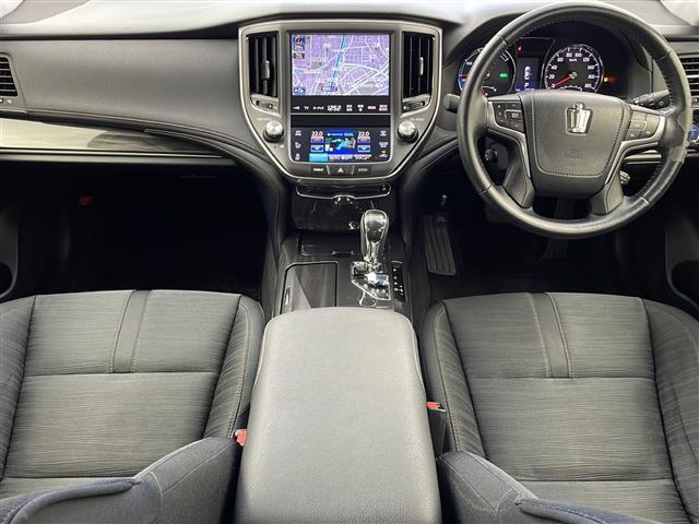 クラウンハイブリッド アスリートS 純正8インチHDDナビ サンルーフ ETC バックカメラ 衝突被害軽減システム クルーズコントロール追従無し アイドリングストップ オートライト 純正17インチAW 純正フロアマット パワーシート(42枚目)