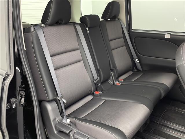 セレナ ハイウェイスターG 8人乗り プロパイロット 純正9インチナビ 純正フリップダウンモニター デジタルインナーミラー アラウンドビューモニター 両側パワースライドドア ビルトインETC オートライト 前方ドラレコ WAC(13枚目)