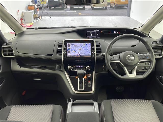 セレナ ハイウェイスターG 8人乗り プロパイロット 純正9インチナビ 純正フリップダウンモニター デジタルインナーミラー アラウンドビューモニター 両側パワースライドドア ビルトインETC オートライト 前方ドラレコ WAC(42枚目)