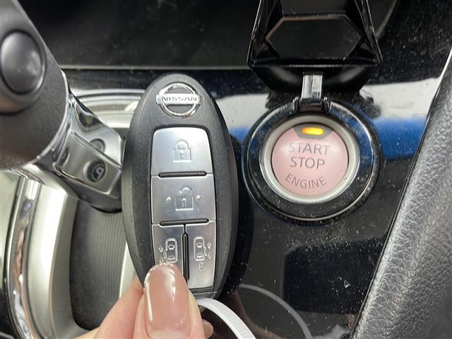 セレナ ハイウェイスター Vセレ+セーフティII SHV 純正9インチナビ 純正フリップダウンモニター 両側パワースライドドア 全方位カメラ 追従型クルーズコントロール ETC車載器 前後コーナーセンサー LEDヘッドライト Bluetooth CD DVD(9枚目)