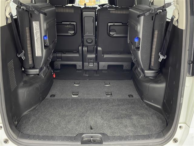 セレナ ハイウェイスター Vセレ+セーフティII SHV 純正9インチナビ 純正フリップダウンモニター 両側パワースライドドア 全方位カメラ 追従型クルーズコントロール ETC車載器 前後コーナーセンサー LEDヘッドライト Bluetooth CD DVD(15枚目)