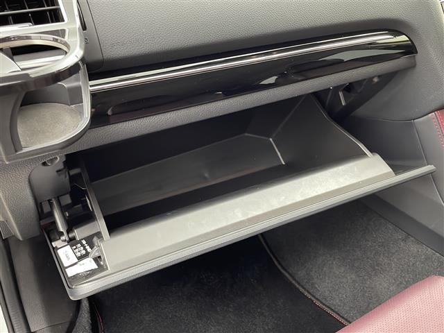 レヴォーグ 1.6STIスポーツアイサイト 4駆 純正8インチSDナビ バックカメラ 左サイドカメラ デジタルインナーミラー ETC BSM 衝突被害軽減システム レーンキープアシスト コーナーセンサー後ろ クルーズコントロール パワーシート(40枚目)