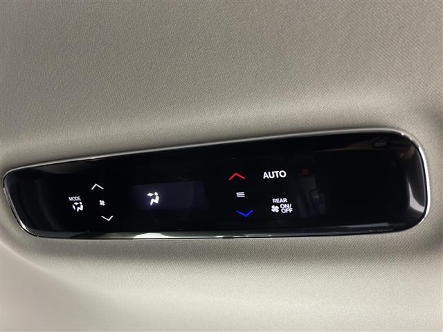 オデッセイ アブソルート・EXホンダセンシング 純正ナビ ホンダセンシング ブラインドスポットモニター レーダークルーズコントロール 両側パワースライドドア バックカメラ 衝突軽減システム 前後コーナーセンサー 車線逸脱防止機能 スマートキー(41枚目)