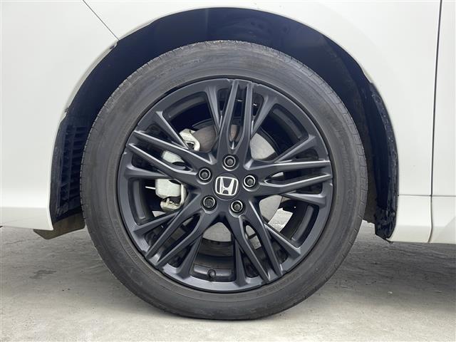 オデッセイハイブリッド e:HEVアブソルート・EXブラックエディション 純正11型ナビ(フルセグTV/AM/FM/CD/DVD/BT/USB/HDMI/AppleCarPlay/AndroidAuto) 置くだけ充電 ブラインドスポットモニター 全方位カメラ(20枚目)