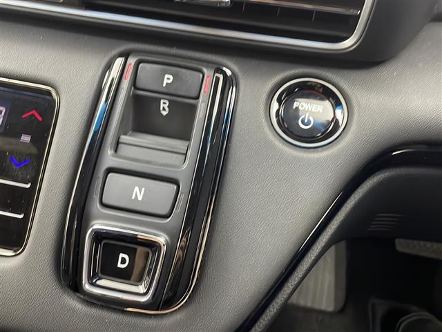 オデッセイハイブリッド e:HEVアブソルート・EXブラックエディション 純正11型ナビ(フルセグTV/AM/FM/CD/DVD/BT/USB/HDMI/AppleCarPlay/AndroidAuto) 置くだけ充電 ブラインドスポットモニター 全方位カメラ(34枚目)