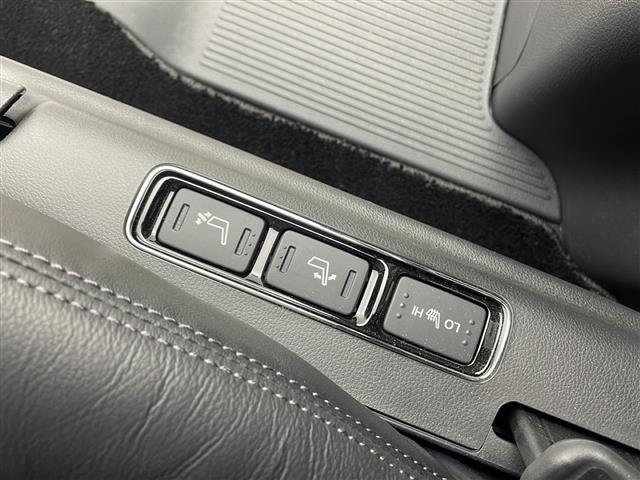 オデッセイハイブリッド e:HEVアブソルート・EXブラックエディション 純正11型ナビ(フルセグTV/AM/FM/CD/DVD/BT/USB/HDMI/AppleCarPlay/AndroidAuto) 置くだけ充電 ブラインドスポットモニター 全方位カメラ(36枚目)