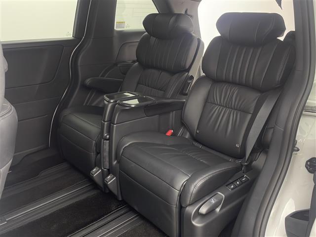 オデッセイハイブリッド e:HEVアブソルート・EXブラックエディション 純正11型ナビ(フルセグTV/AM/FM/CD/DVD/BT/USB/HDMI/AppleCarPlay/AndroidAuto) 置くだけ充電 ブラインドスポットモニター 全方位カメラ(38枚目)