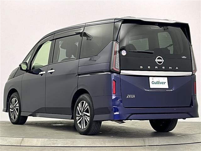 セレナ ハイウェイスターV 純正12.3型ディスプレイオーディオナビ 全方位 プロパイロット BSM 前後シートヒーター デジタルインナーミラー インテリジェントクルーズコントロール エマージェンシーブレーキ 車線逸脱防止警報(24枚目)