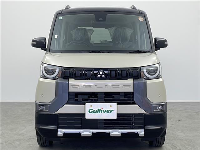 デリカミニ Ｔ　プレミアム　届出済未使用車　純正９インチディスプレイオーディオ　３６０度カメラ　デジタルインナーミラー　両側電動ドア　レーダークルーズコントロール　車線維持支援機能　両側パワースライドドア　純正１５ＡＷ（16枚目）