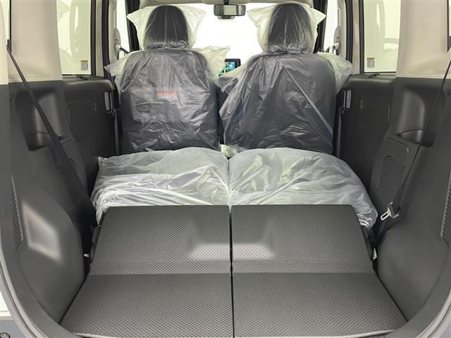 デリカミニ Ｔ　プレミアム　届出済未使用車　純正９インチディスプレイオーディオ　３６０度カメラ　デジタルインナーミラー　両側電動ドア　レーダークルーズコントロール　車線維持支援機能　両側パワースライドドア　純正１５ＡＷ（32枚目）