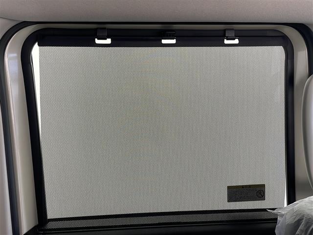 デリカミニ Ｔ　プレミアム　届出済未使用車　純正９インチディスプレイオーディオ　３６０度カメラ　デジタルインナーミラー　両側電動ドア　レーダークルーズコントロール　車線維持支援機能　両側パワースライドドア　純正１５ＡＷ（33枚目）