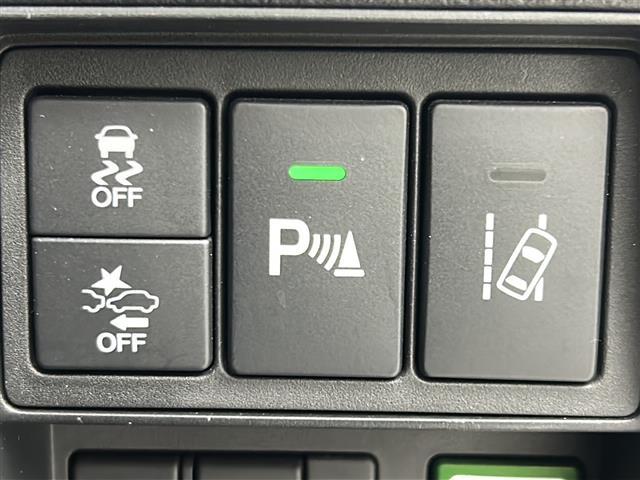 オデッセイ アブソルート・EXホンダセンシング 純正9incインターナビ 純正11.6inc後席モニター ブラインドスポットモニター 全方位カメラ 両側パワスラ ホンダセンシング 追従クルーズコントロール 前後コーナーセンサー ETC2.0 禁煙(12枚目)