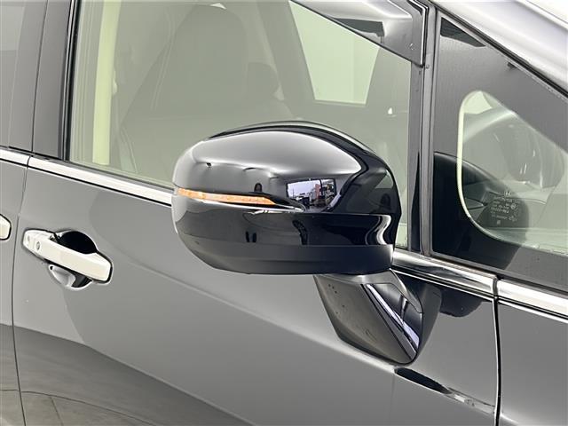 オデッセイ アブソルート・EXホンダセンシング 純正9incインターナビ 純正11.6inc後席モニター ブラインドスポットモニター 全方位カメラ 両側パワスラ ホンダセンシング 追従クルーズコントロール 前後コーナーセンサー ETC2.0 禁煙(28枚目)