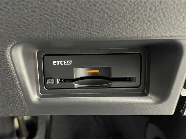 セレナ e-パワー ハイウェイスターV 登録済未使用車 純正12.3インチディスプレイオーディオ HDMI 360度カメラ デジタルインナーミラー ETC2.0 ドライブレコーダー プロパイロット ワイヤレス充電 ブラインドスポットモニター(7枚目)