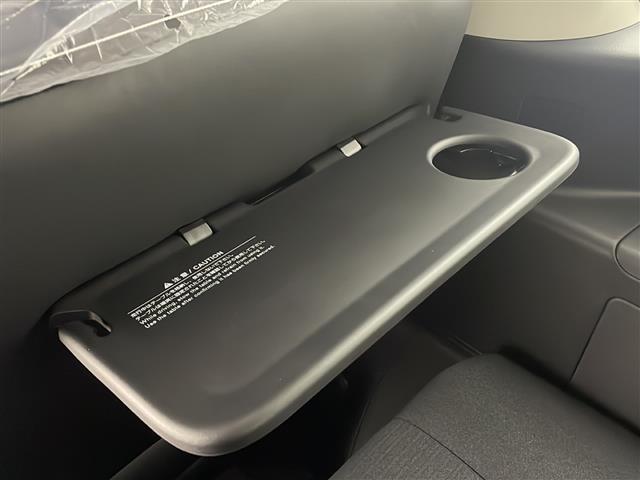 セレナ e-パワー ハイウェイスターV 登録済未使用車 純正12.3インチディスプレイオーディオ HDMI 360度カメラ デジタルインナーミラー ETC2.0 ドライブレコーダー プロパイロット ワイヤレス充電 ブラインドスポットモニター(37枚目)