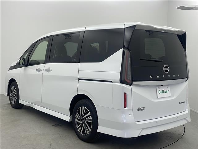 セレナ e-パワー ハイウェイスターV 登録済未使用車 純正12.3インチディスプレイオーディオ HDMI 360度カメラ デジタルインナーミラー ETC2.0 ドライブレコーダー プロパイロット ワイヤレス充電 ブラインドスポットモニター(43枚目)