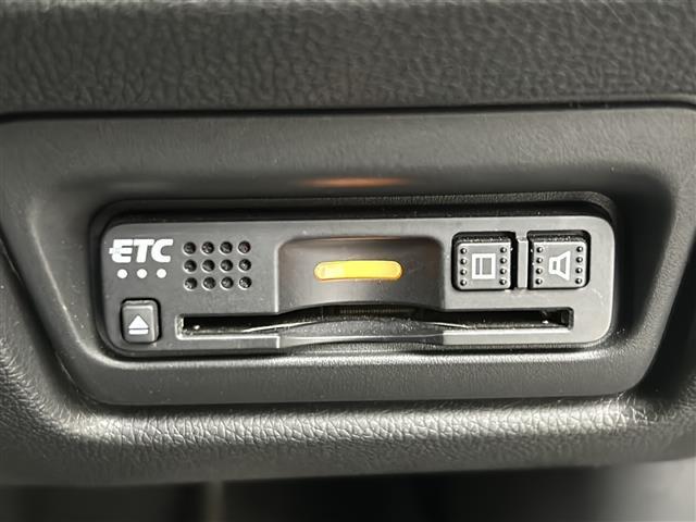 ステップワゴンスパーダ スパーダハイブリッド G・EX ホンダセンシング 純正9インチインターナビ 社外後席フリップダウンモニター 全方位カメラ パーキングアシスト ホンダセンシング 追従クルーズコントロール 両側パワースライドドア ハーフレザーシート シートヒーター(12枚目)