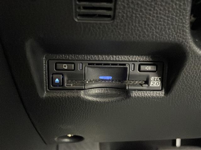 安心の全車保証付き！（※部分保証、国産車は納車後３ヶ月、輸入車は納車後１ヶ月の保証期間となります）。その他長期保証（有償）もご用意しております！※長期保証を付帯できる車両には条件がございます。