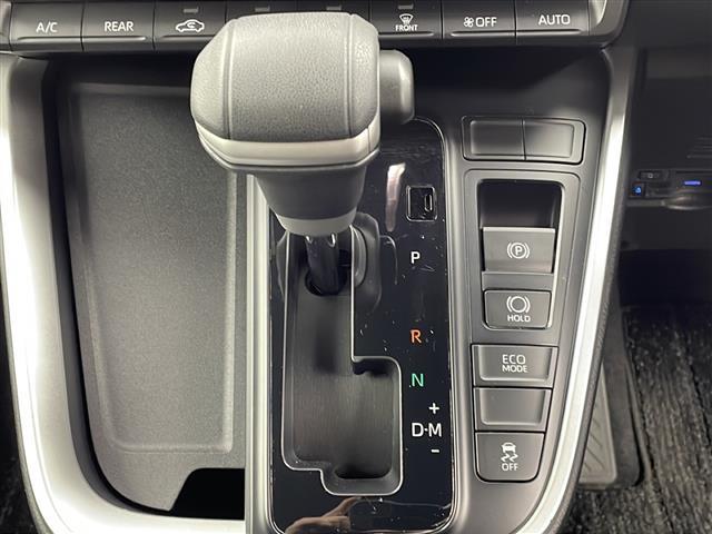 気になる車はすぐにお問い合わせください！画面右側の００６６から始まる無料ダイヤルからお問い合わせ下さい！専門スタッフがお車のご質問にお答えいたします！