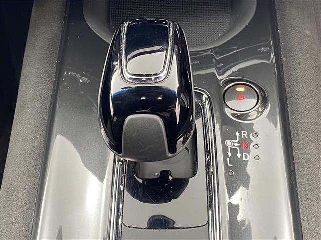 ヴェゼル ハイブリッドRS・ホンダセンシング 純正8インチインターナビ ホンダセンシング アダクティブクルーズコントロール 衝突軽減システム バックカメラ フルセグTV HDMI LEDヘッドライト ハーフレザーシート シートヒーター ETC(5枚目)