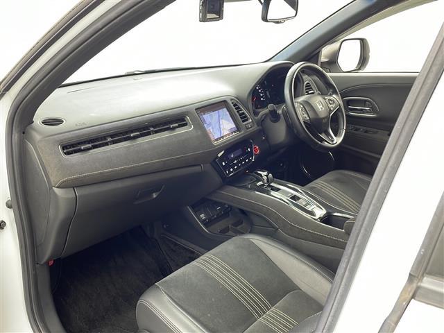 ヴェゼル ハイブリッドRS・ホンダセンシング 純正8インチインターナビ ホンダセンシング アダクティブクルーズコントロール 衝突軽減システム バックカメラ フルセグTV HDMI LEDヘッドライト ハーフレザーシート シートヒーター ETC(31枚目)