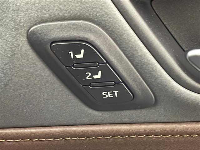 ハリアー Ｚ　レザーパッケージ　ＪＢＬ専用１２．３インチナビ　ＨＤＭＩ接続　全方位カメラ　トヨタセーフティセンス　レーダークルコン　モデリスタエアロ　ビルトインＥＴＣ２．０　前席シートクーラー・ヒーター　ドラレコ　ハンドルヒーター（30枚目）