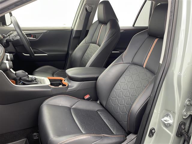 ＲＡＶ４ アドベンチャー　４ＷＤ　純正ナビ　デジタルインナーミラー　バックカメラ　ＥＴＣ　ドライブレコーダー前後　衝突被害軽減システム　クルーズコントロール追跡　ＢＳＭ　コーナーセンサー前後　純正１９インチＡＷ　オートライト（13枚目）