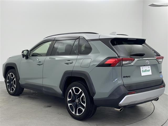 ＲＡＶ４ アドベンチャー　４ＷＤ　純正ナビ　デジタルインナーミラー　バックカメラ　ＥＴＣ　ドライブレコーダー前後　衝突被害軽減システム　クルーズコントロール追跡　ＢＳＭ　コーナーセンサー前後　純正１９インチＡＷ　オートライト（24枚目）