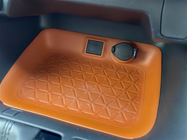 ＲＡＶ４ アドベンチャー　４ＷＤ　純正ナビ　デジタルインナーミラー　バックカメラ　ＥＴＣ　ドライブレコーダー前後　衝突被害軽減システム　クルーズコントロール追跡　ＢＳＭ　コーナーセンサー前後　純正１９インチＡＷ　オートライト（38枚目）