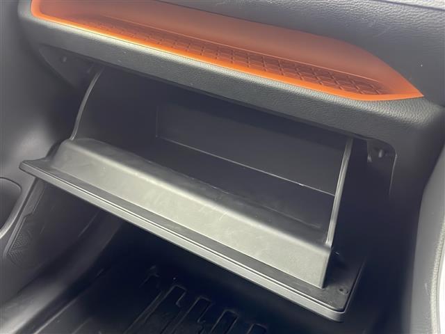 ＲＡＶ４ アドベンチャー　４ＷＤ　純正ナビ　デジタルインナーミラー　バックカメラ　ＥＴＣ　ドライブレコーダー前後　衝突被害軽減システム　クルーズコントロール追跡　ＢＳＭ　コーナーセンサー前後　純正１９インチＡＷ　オートライト（41枚目）