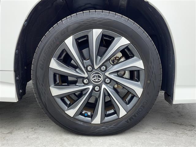 ヴォクシー ハイブリッドＳ－Ｚ　ワンオーナー　純正１０．５型ディスプレイオーディオ　快適利便パッケージ　オットマン　ステアリングヒーター　シートヒーター　バックカメラ　追従走行付きクルーズコントロール　ＷＡＣ　１００Ｖ電源　ＥＴＣ（20枚目）